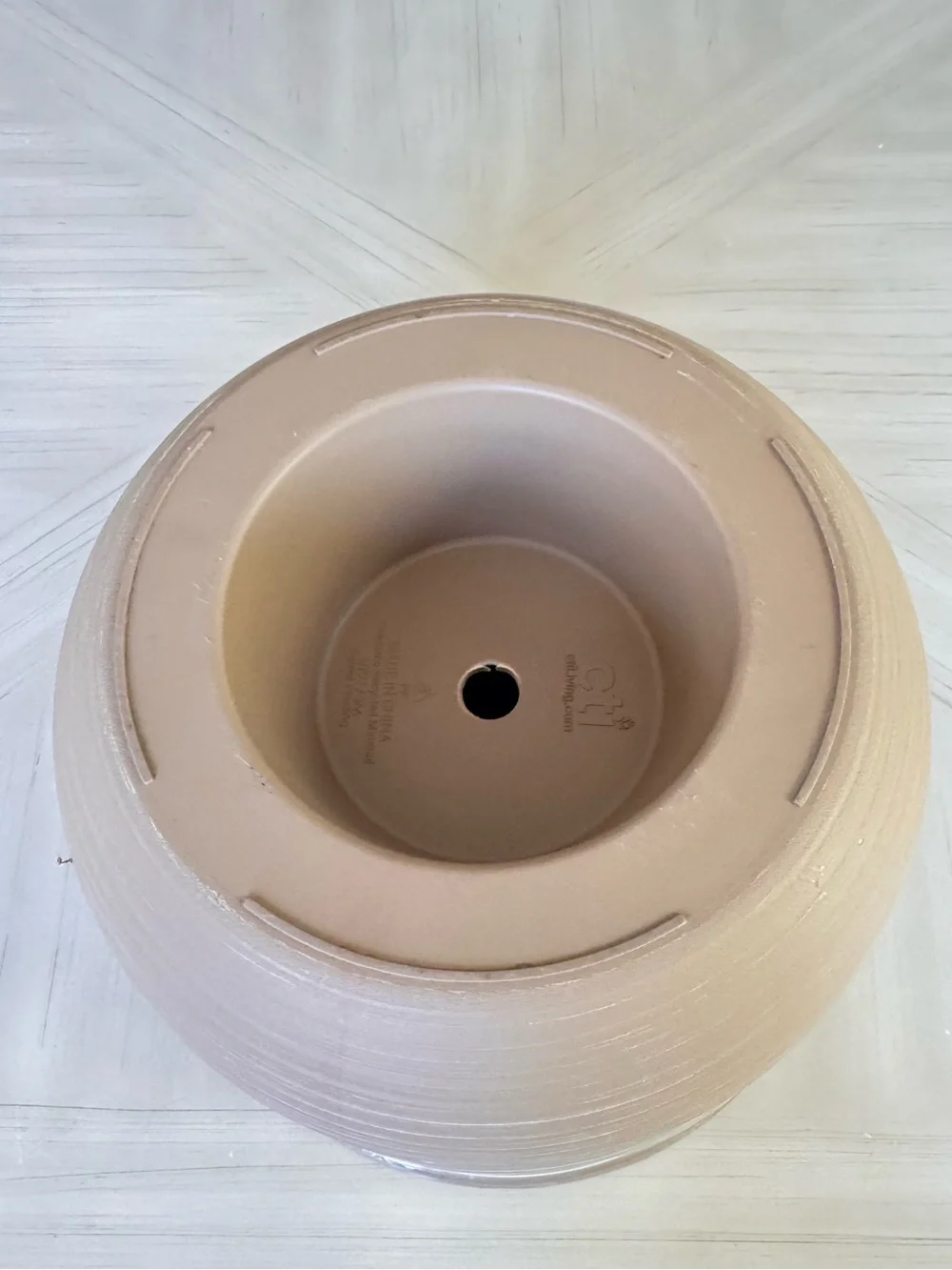 Vigoro Thatcher Medium Beige Round Planter 11.3” Plastic Pot w/ Drainage Hole